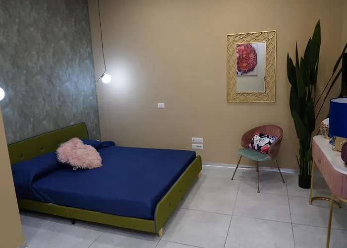 アパート Marchese 124 バーリ